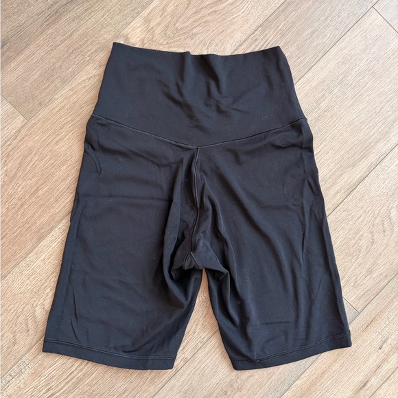 Offline by Aerie Real Me Bike Shorts 7” Inseam- Medium - Picture 2 of 3